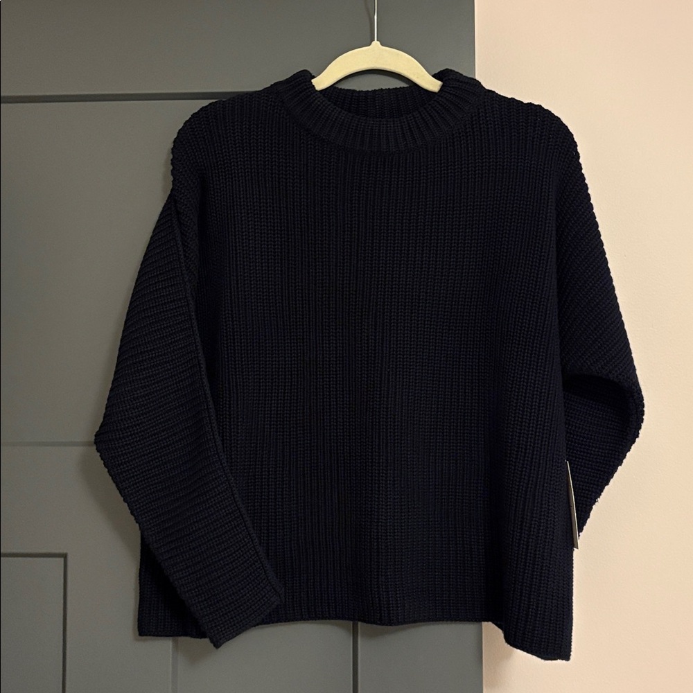 BNWT Frank & Eileen Montecito Sweater in Marine - Picture 7 of 10